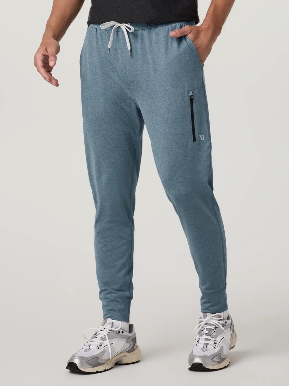 Vuori Men's Lightweight Sunday Performance Blue Sea Heather Jogger - Medium NWT